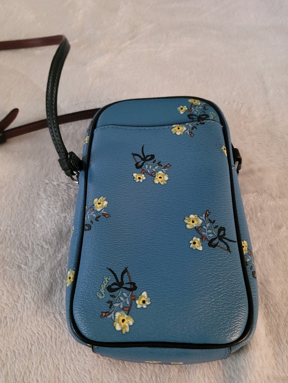 Coach Phone Crossbody - Picture 2 of 9